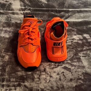 Nike Women Vibrant Orange Sneakers